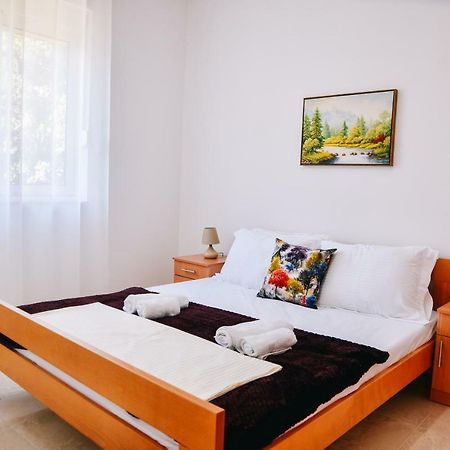 Riva Luxury Apartment Улцин Екстериор снимка